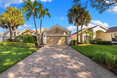 1845 Pondside Ln, Naples, FL 34109 - photo 2