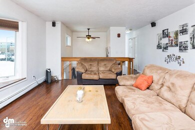 Living Room_CG_2589-SMALL