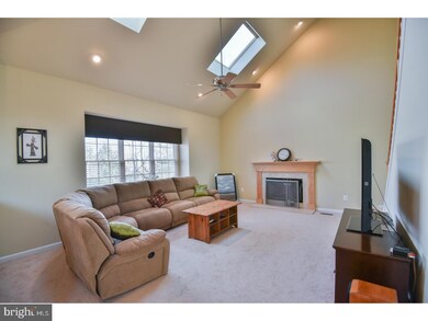 2103 Peregrine Cir, Norristown, PA 19403 - photo 7