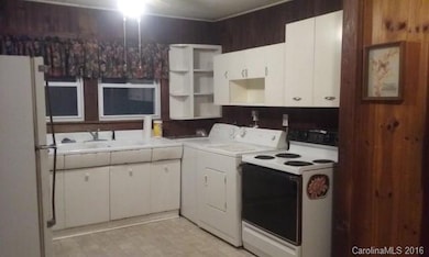 26 Rock Hill Road Extension, Asheville, NC 28803 - photo 2