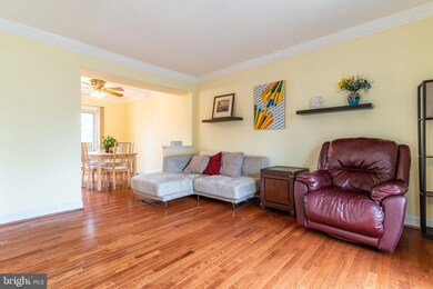 6133 Martins Landing Ct, Burke, VA 22015 - photo 2