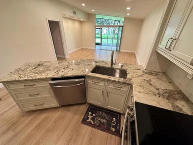 22543 Vistawood Way, Boca Raton, FL 33428 - photo 6