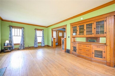 3718 4th St, Des Moines, IA 50313 - photo 5