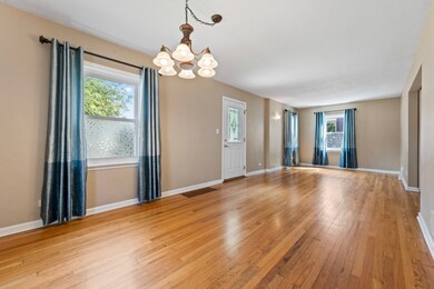 980 S Spring Rd, Elmhurst, IL 60126 - photo 2