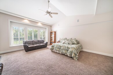 Master Bedroom (1)