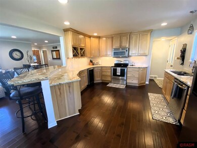 26 26 S Highland Ave, New Ulm, MN 56073 - photo 2