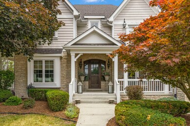 608 Balmoral Cir, Naperville, IL 60540 - photo 2