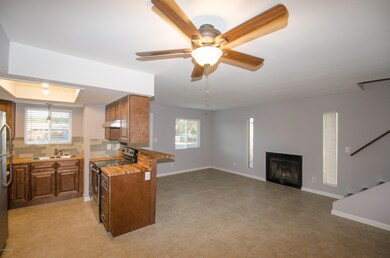 4142 N 11th #4 (6 of 19)