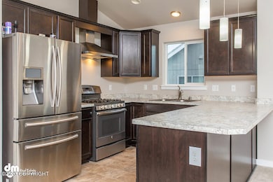 Kitchen_5038-SMALL
