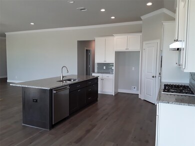 1018 Bernard Meadows Dr, East Bernard, TX 77435 - photo 4