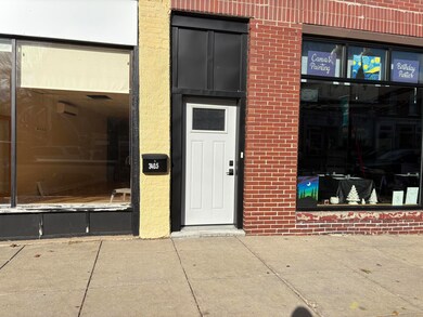 340 River St unit 1/2, Manistee, MI 49660 - photo 2