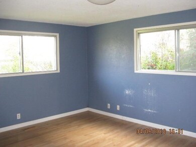2041 Hybiscus St, Medford, OR 97504 - photo 7