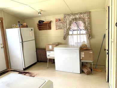 86 Locust Ave, Worcester, MA 01604 - photo 5