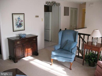 9066 Waltham Woods Rd, Parkville, MD 21234 - photo 7