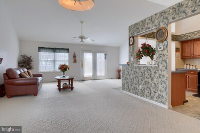 4039 Parkside Ct, Mount Joy, PA 17552 - photo 6