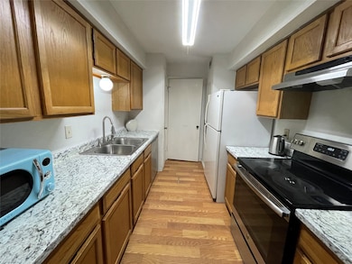 9700 Leawood Blvd unit 1908, Houston, TX 77099 - photo 2