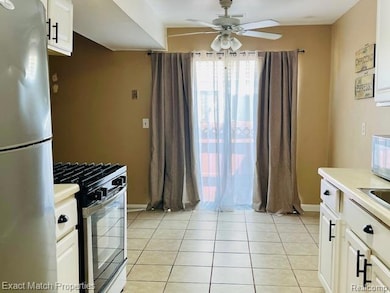 Eating area has a doorwall that leads to the deck.