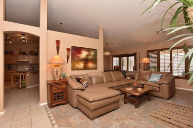 007_LIVING ROOM