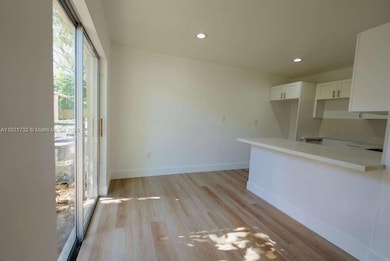 11316 Peachtree Dr unit 1, Miami, FL 33161 - photo 2