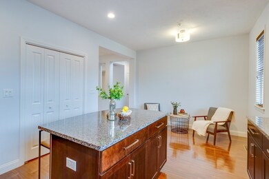 4 Reserve Way unit B, Burlington, MA 01803 - photo 4