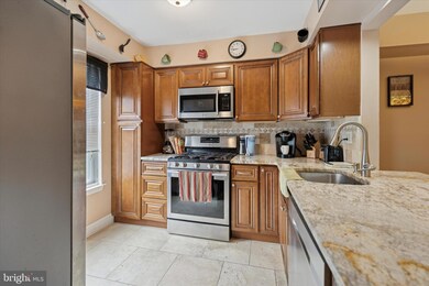 702 Society Place unit A2, Newtown, PA 18940 - photo 4