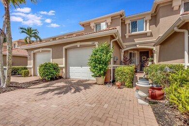 Front of property with 1 car garage and manual sto