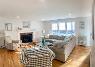20 Swallow St, Teaticket, MA 02536 - photo 4