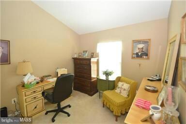 25547 Gwynneth Square, Chantilly, VA 20152 - photo 6