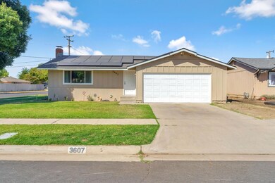 3607 N Ezie Ave, Fresno, CA 93727 - photo 4