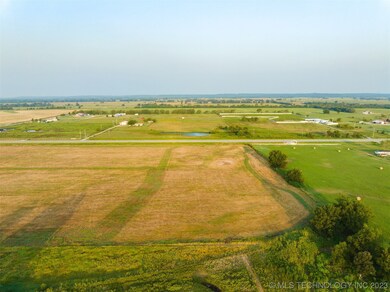7001 Garfield Rd, Beggs, OK 74421 - photo 6