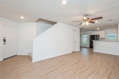 223 Alder Laurels Cove, Magnolia, TX 77354 - photo 3