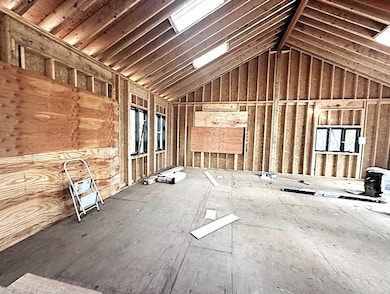 911 Glenbard Rd, Glen Ellyn, IL 60137 - photo 2