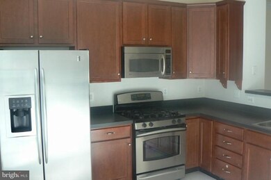 42762 Hollingsworth Terrace unit 6F, Chantilly, VA 20152 - photo 6