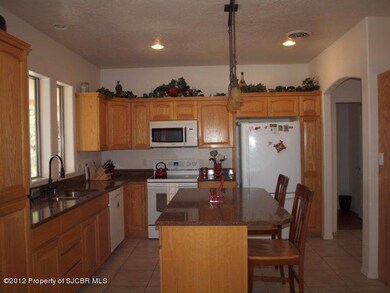 6410 High Point Dr, Farmington, NM 87402 - photo 5