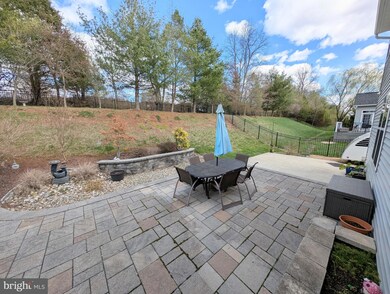 1029 Creekview Dr, Pennsburg, PA 18073 - photo 4