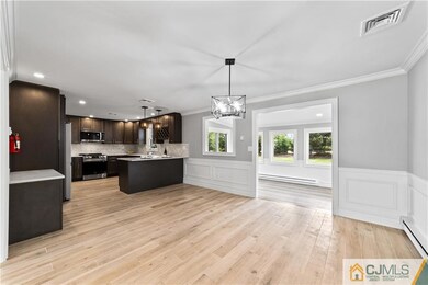 115 Chatham Dr unit C, Monroe Township, NJ 08831 - photo 6