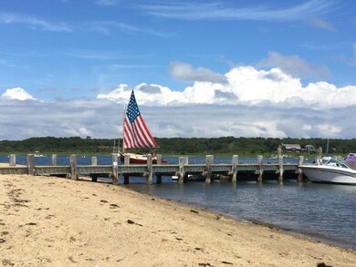 19 Kent Harbor Rd, Edgartown, MA 02539 - photo 2