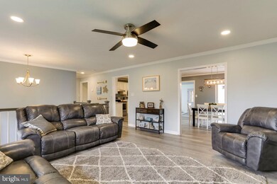 403 W 15th St, Front Royal, VA 22630 - photo 4