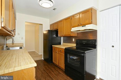 20068 Appledowre Cir unit 248, Germantown, MD 20876 - photo 7