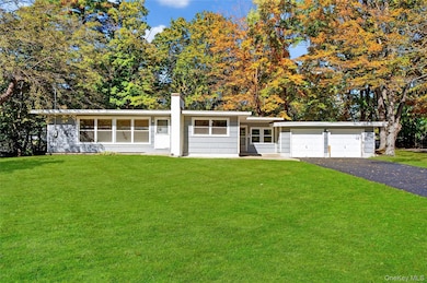 86 Gardnertown Rd, Newburgh, NY 12550 - photo 2