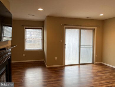 3760B Madison Ln unit 3760B, Falls Church, VA 22041 - photo 4