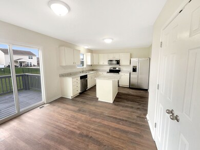 2364 Rosewood Dr, Greenwood, IN 46143 - photo 7