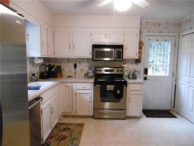 204 Ogden Dr, Gastonia, NC 28056 - photo 2