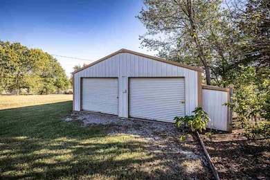 1707 NW 44th St, Lawton, OK 73505 - photo 7