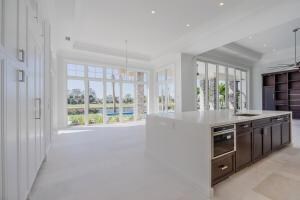 Kitchen/Breakfast w/10  Impact Windows