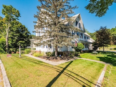 51 Varnum Rd, Dracut, MA 01826 - photo 3