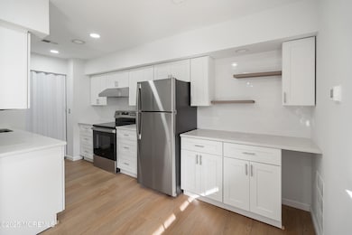 4 Hawaii Ct unit 1003, Matawan, NJ 07747 - photo 5