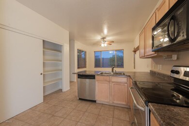 8738 kitchen 3