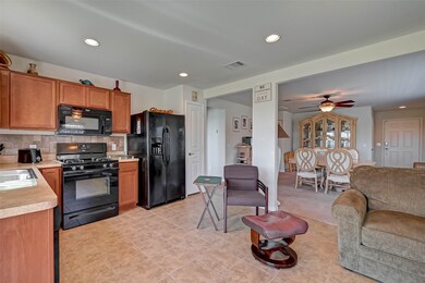 635 Shoreside Dr, Richmond, TX 77469 - photo 6