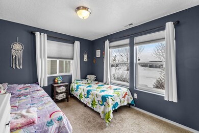 3577 SW Pumice Place, Redmond, OR 97756 - photo 3